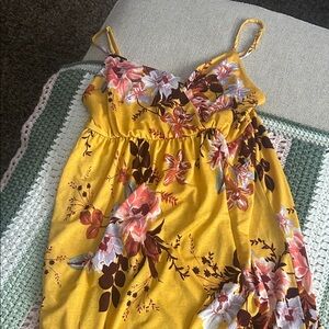 Active USA Yellow Floral Dress NWOT